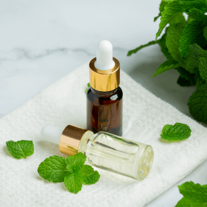 Peppermint Oil (1) Peppermint Oil